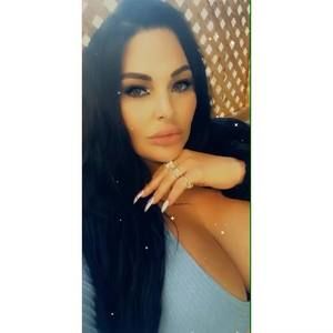 Meet your Posher, Vicky